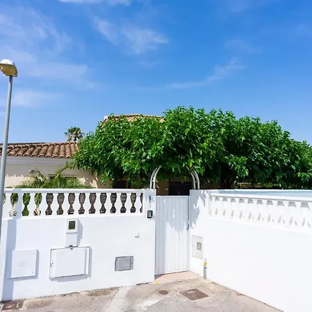Holiday home Lo Raconet De Julia *